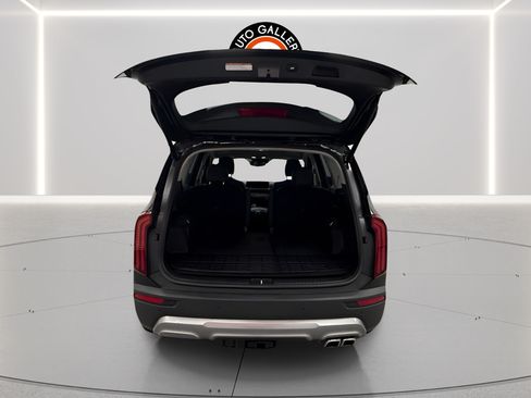 Used 2022 Kia Telluride EX w/ EX Premium Package FWD image 28