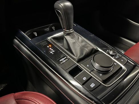 Used 2022 MAZDA CX-30 AWD 2.5 S w/ Preferred Package image 12