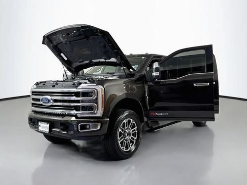 Used 2025 Ford F350 Platinum w/ Platinum Plus Package AWD/4WD image 25