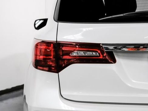 Used 2020 Acura MDX SH-AWD w/ Technology Package image 52