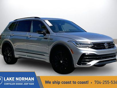 Used 2022 Volkswagen Tiguan SE R-Line