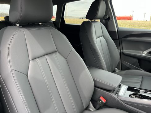 Certified 2025 Audi Q5 Premium AWD/4WD image 21