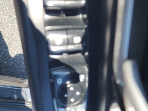 Used 2020 Kia Telluride LX image 22