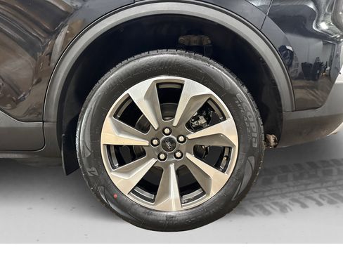 Used 2025 Ford Escape Platinum AWD/4WD image 52