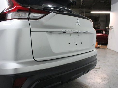 New 2025 Mitsubishi Eclipse Cross Black Edition image 4