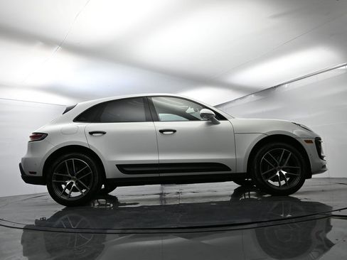 Certified 2024 Porsche Macan image 51