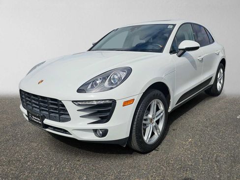 Used 2017 Porsche Macan AWD/4WD image 7