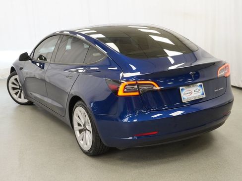 Used 2021 Tesla Model 3 Long Range AWD/4WD image 35