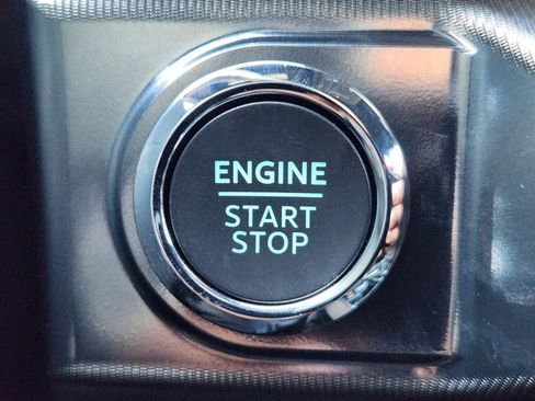 New 2025 Ford F150 Platinum w/ FX4 Off-Road Package image 17