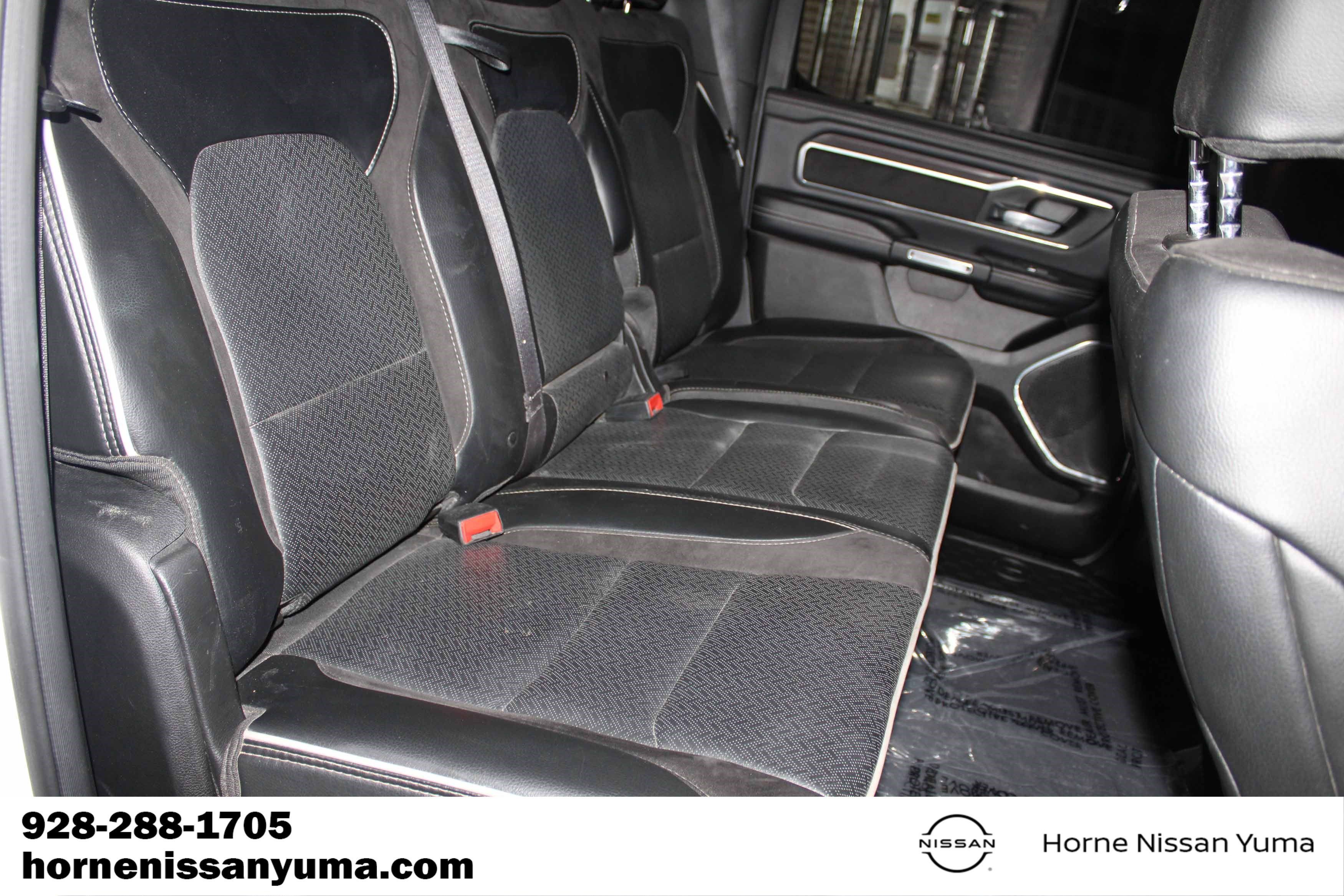 Used 2025 RAM 1500 Laramie AWD/4WD image 7