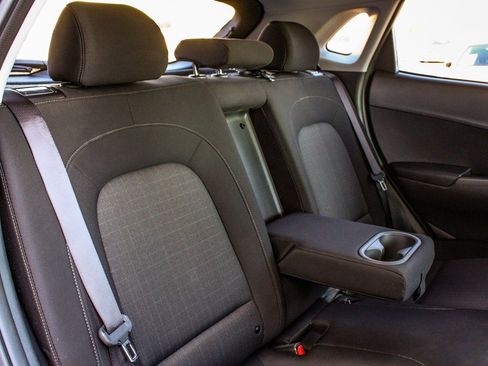 Used 2023 Hyundai Kona SEL w/ Cargo Package image 39