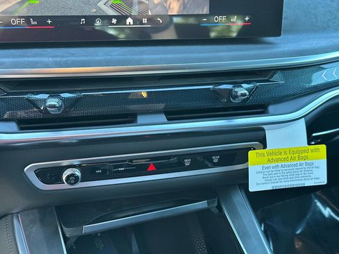 New 2026 BMW X5 xDrive50e w/ Premium Package image 22