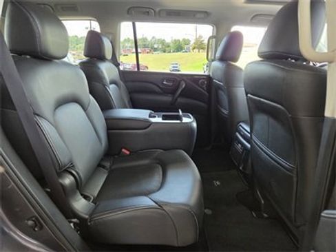 Used 2024 INFINITI QX80 Luxe image 18