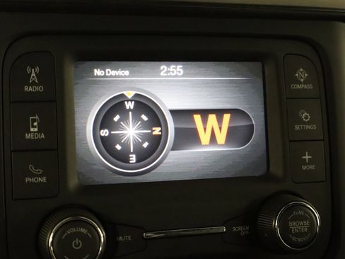 Used 2023 RAM 1500 Big Horn AWD/4WD image 32