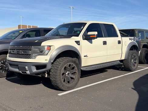 Used 2014 Ford F150 Raptor w/ Equipment Group 801A Luxury image 5