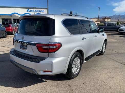 Used 2023 Nissan Armada SV image 6