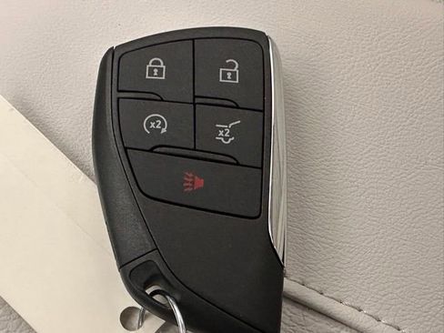 New 2026 GMC Acadia Denali w/ Super Cruise Package image 27