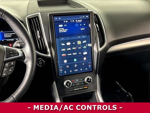 Used 2024 Ford Edge Titanium AWD/4WD image 9