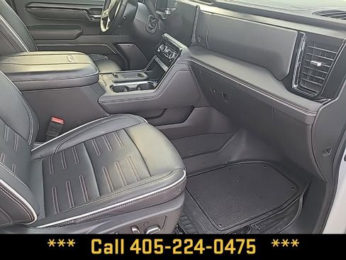 Used 2025 GMC Sierra 2500 AT4X image 23