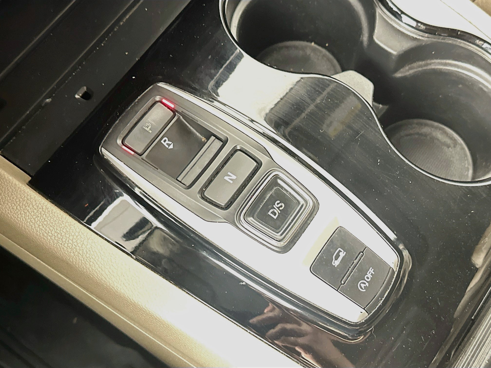 Used 2018 Honda Pilot Touring image 25