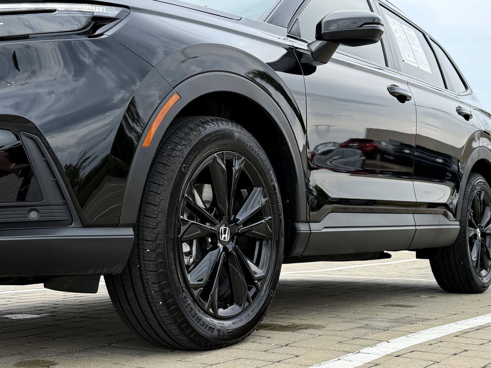 Certified 2026 Honda CR-V Sport Touring image 8