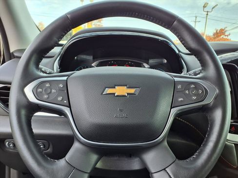 Certified 2021 Chevrolet Traverse LT image 16