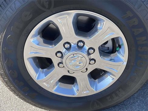 Used 2024 RAM 2500 Big Horn w/ Bed Utility Group image 9