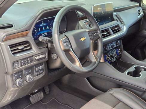 Used 2024 Chevrolet Suburban High Country w/ Max Trailering Package AWD/4WD image 9
