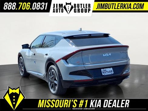 New 2026 Kia EV6 Wind AWD/4WD image 8