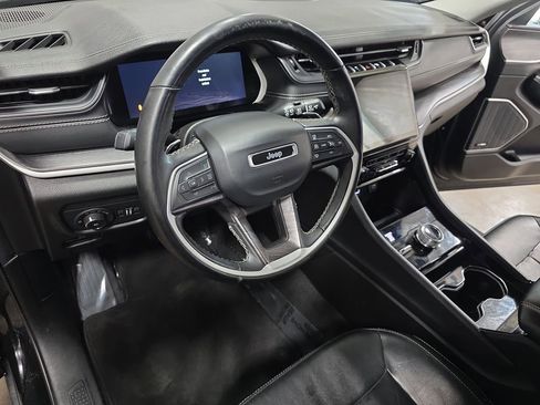 Used 2021 Jeep Grand Cherokee L Limited image 18