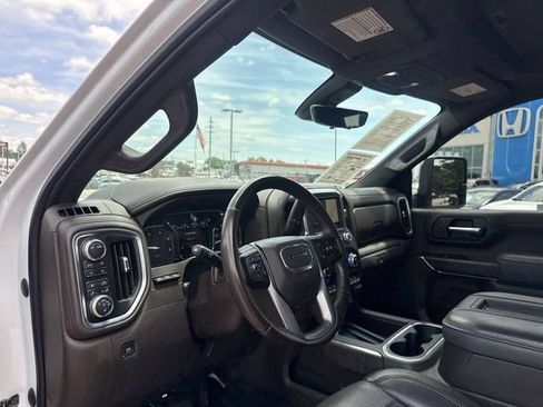 Used 2021 GMC Sierra 2500 Denali w/ Denali Ultimate Package AWD/4WD image 11