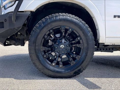 Used 2022 RAM 2500 Laramie w/ Night Edition AWD/4WD image 35