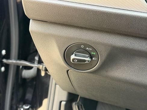 Certified 2024 Volkswagen Jetta S FWD image 11