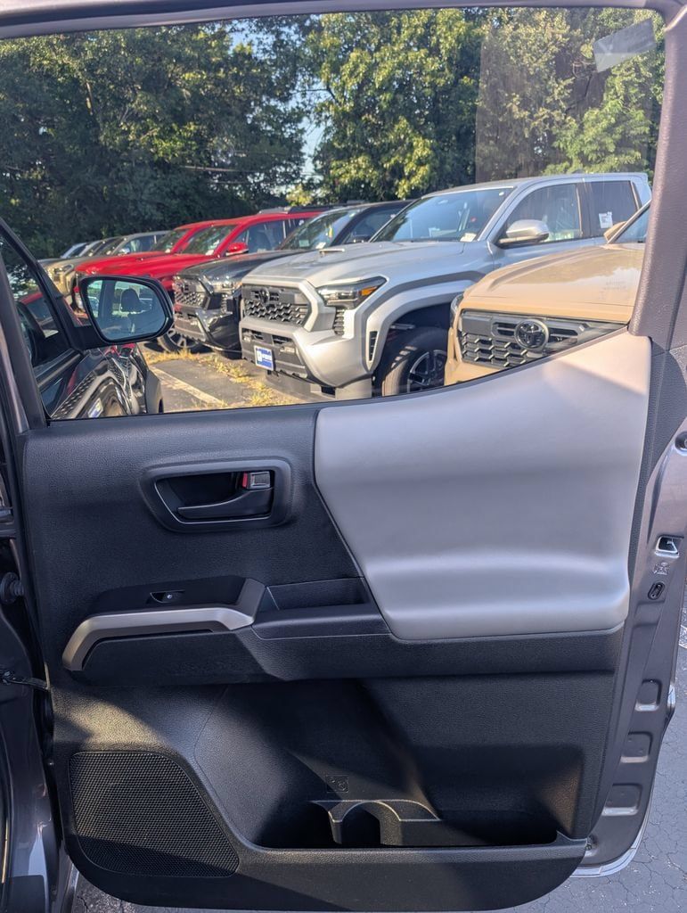 Certified 2023 Toyota Tacoma SR5 w/ SX Package AWD/4WD image 17