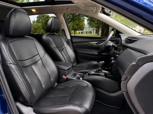 Used 2019 Nissan Rogue SL w/ Premium Package FWD image 27