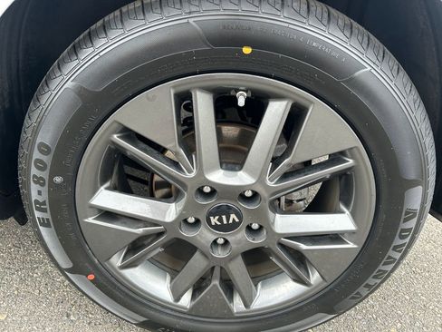 Used 2020 Kia Soul EX FWD image 12