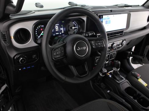 Used 2025 Jeep Wrangler Unlimited Sport S 4xe AWD/4WD image 8