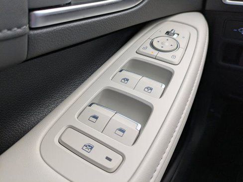 New 2025 Hyundai Sonata Limited image 19