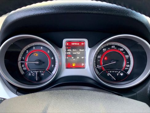 Used 2014 Dodge Journey SXT w/ Quick Order Package 28C FWD image 23