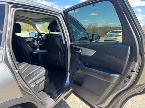 Used 2023 Acura MDX SH-AWD w/ Technology Package image 15