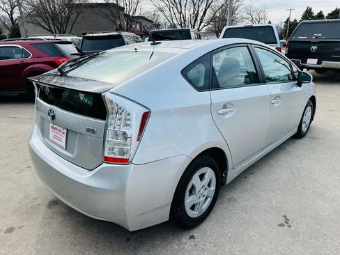 Used 2011 Toyota Prius Two image 3
