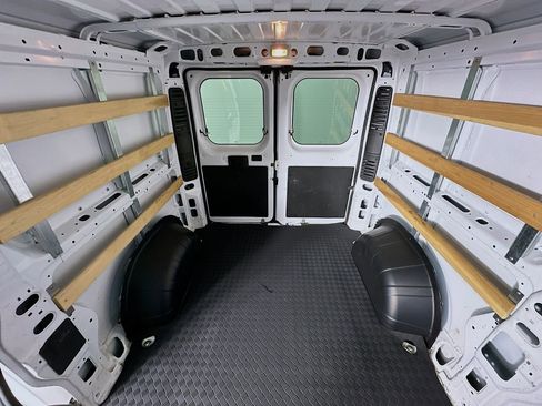 Used 2025 RAM ProMaster 2500 w/ U-Haul Equipment Group FWD image 13