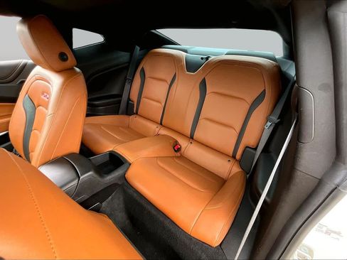 Used 2019 Chevrolet Camaro SS RWD image 17