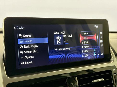 Used 2023 Lexus GX 460 Premium image 25