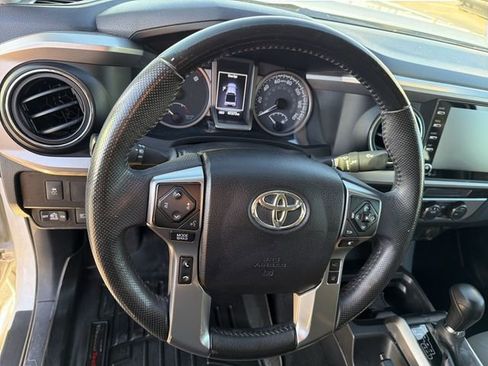 Certified 2021 Toyota Tacoma SR5 image 15