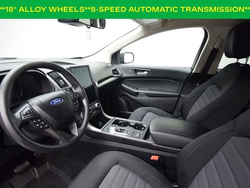 Used 2022 Ford Edge SE image 4