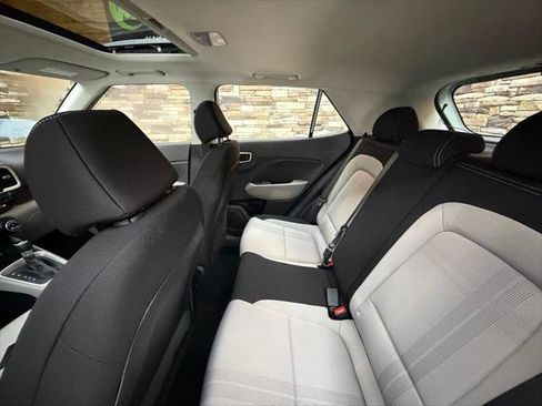 New 2026 Hyundai Venue SEL image 19