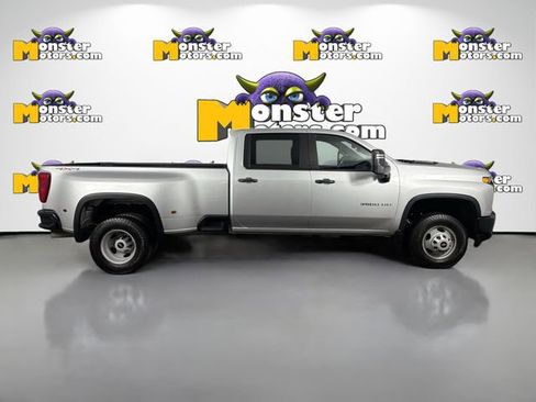 Used 2023 Chevrolet Silverado 3500 W/T w/ Gooseneck/5TH Wheel Package image 4