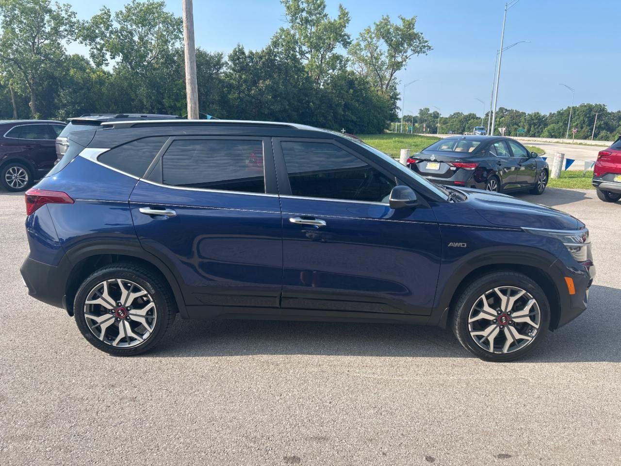 Used 2021 Kia Seltos SX AWD/4WD image 4