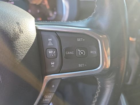 Used 2023 RAM 1500 Limited image 32